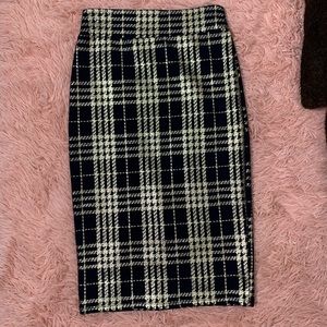 (Luxe USA) Medium Navy & Gold Pencil Skirt